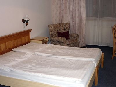 Hotel Ennius Клатови Екстериор снимка